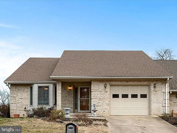 2nd image of 126 Fairground Rd