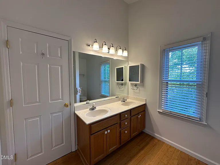 1612 Farmington Grove Dr — Photo 19