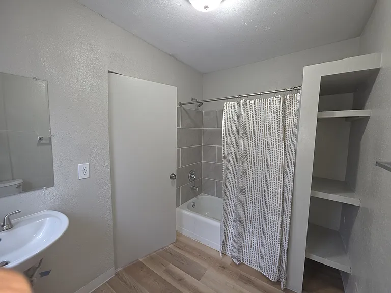 217 Bessemer Ave #2 — Photo 8