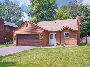 2023 Clarence St N, Maplewood, MN 55109
