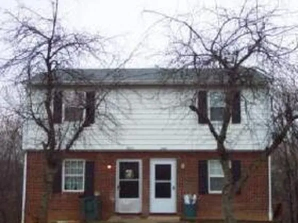 1215 Ruddell Rd, Vinton, VA 24179