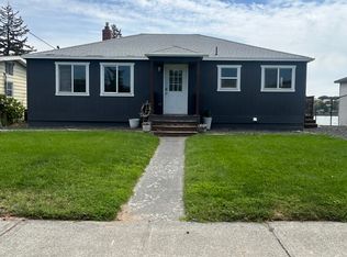 1107 W Lakeside Dr, Moses Lake, WA 98837