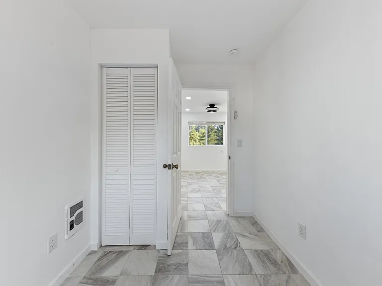 20485 Oregon #99W — Photo 28