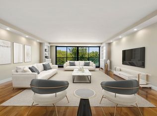 180 Beacon St #5G, Boston, MA 02116