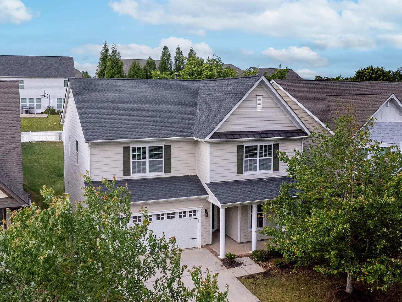 5 bed, 2929 sqft, $2,295 — Photo 3
