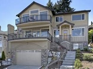 3231 26th Ave W, Seattle, WA 98199