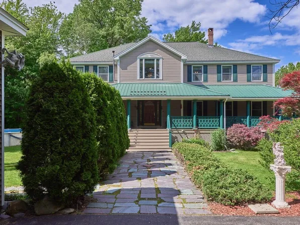 103 Theresa St, Fitchburg, MA 01420