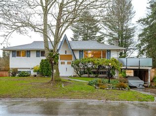 7227 Seabrook Rd, Central Saanich, BC V8M 1M5