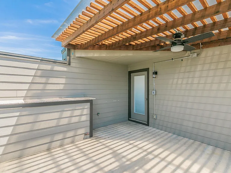 5901 Ross Ave #7 — Photo 23