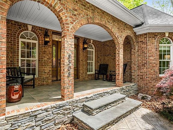 5th image of 8308 Linville Oaks Dr