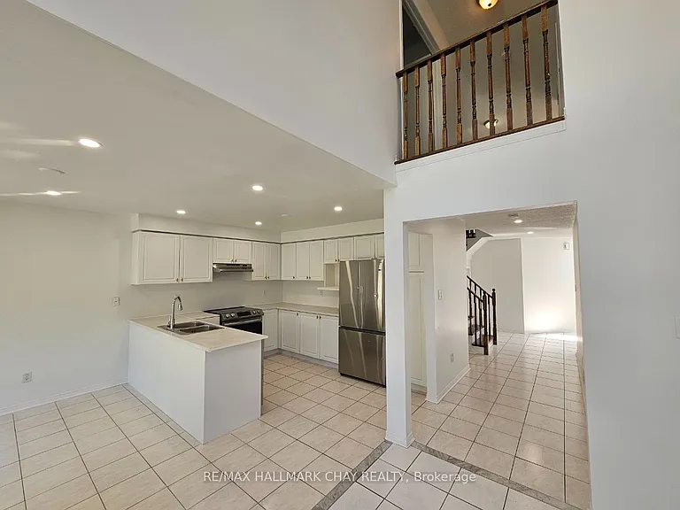 219 Wessenger Dr — Photo 7
