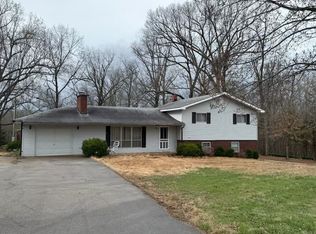 2510 Vandover Rd, Poplar Bluff, MO 63901