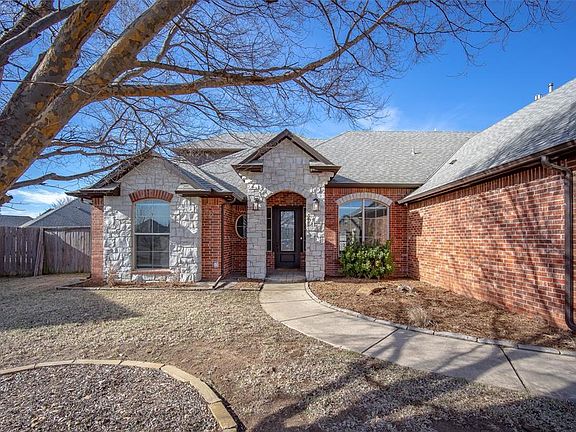 2nd image of 3520 SW 123rd Pl