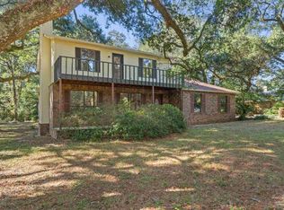 2625 Wilde Lake Blvd, Pensacola, FL 32526