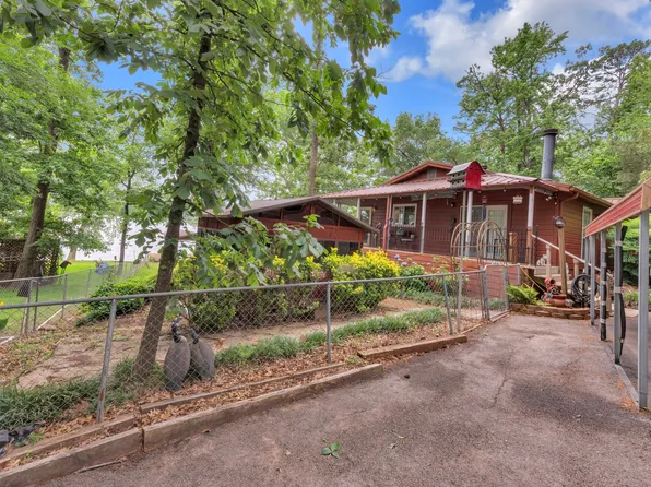 928 Pelican Dr, Winnsboro, TX 75494