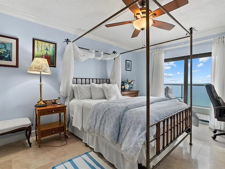 1000 Longboat Club Rd #1001 — Photo 2