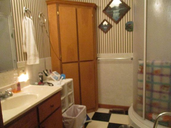 4th image of 209 Earlene Ct