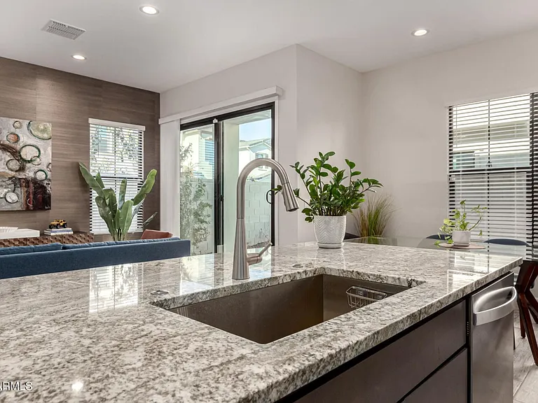 4810 E Helena Dr — Photo 16