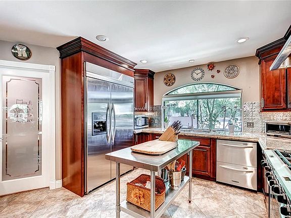 4th image of 216 Dalmatian Ln