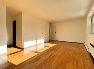 Delaware Ave Apartments, Buffalo, NY 14216