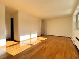 Delaware Ave Apartments