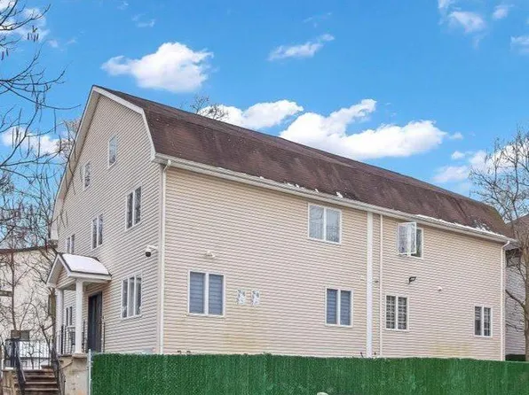 11 Laura Place #2, Spring Valley, NY 10977