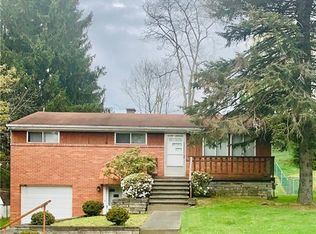 130 Sunrise Dr, Irwin, PA