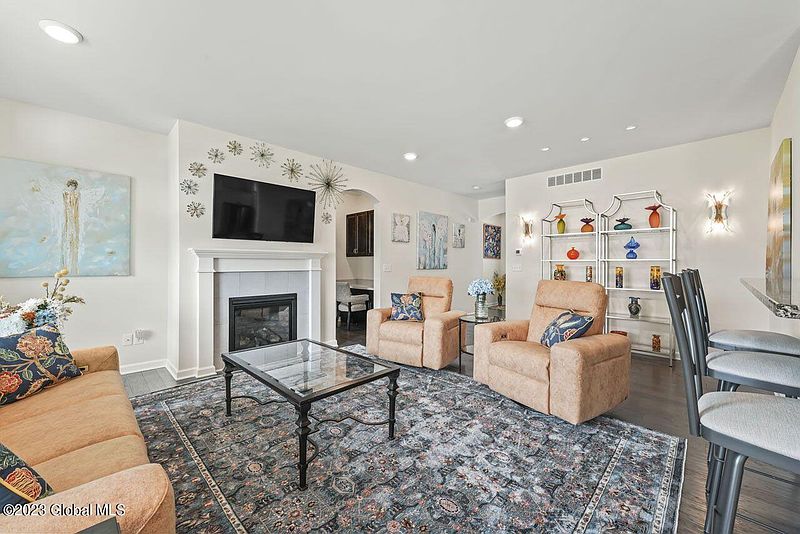 5th image of 22 Parkview Drive