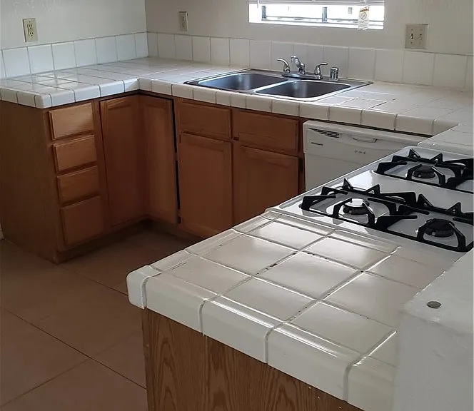 4801 Fiesta Lakes St — Photo 22