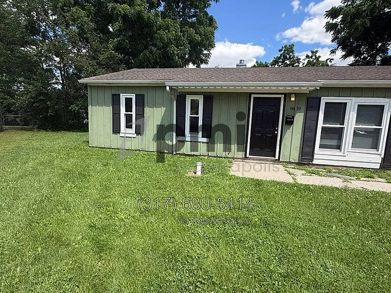 9819 Bishop Ct — Photo 1