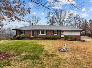2057 Junction Rd, Mocksville, NC 27028