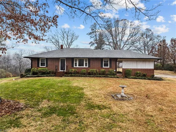 2057 Junction Rd, Mocksville, NC 27028