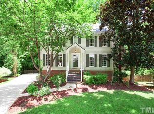 119 Waterfall Ct, Cary, NC 27513