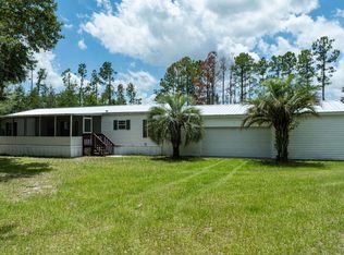 17405 89th Rd, Mc Alpin, FL 32062