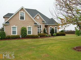 104 Wyckliffe Dr, Locust Grove, GA 30248