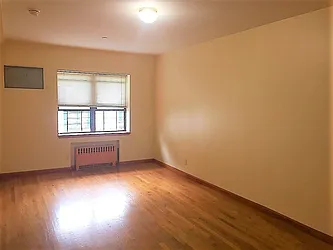 Rented by Sophie Bednarczyk