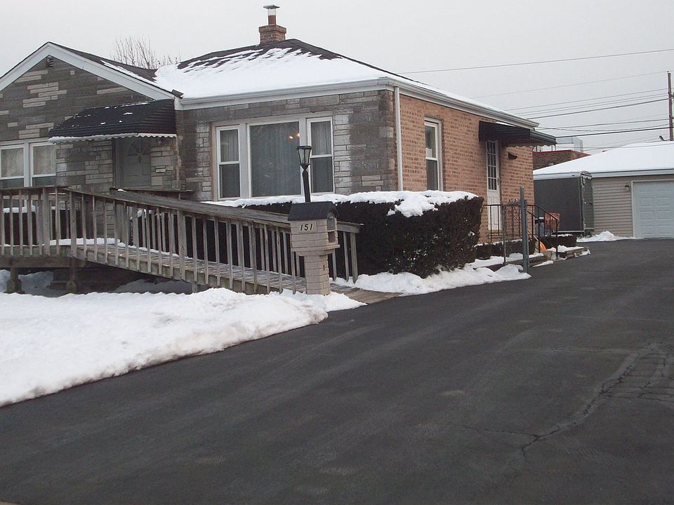 1st image of 151 Parkview Dr