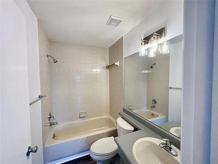 4025 Angel Oak Ct #203 — Photo 18