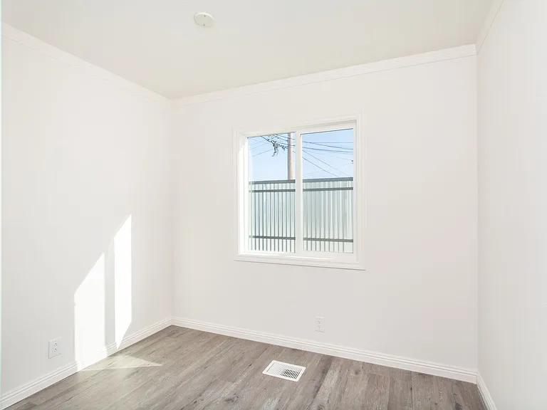New Build 2 Bedroom / 2 Bath + Office Home in Mount Hope! — Photo 7