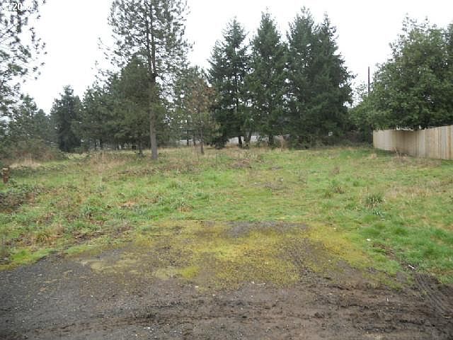 2nd image of 0 NE 6th St