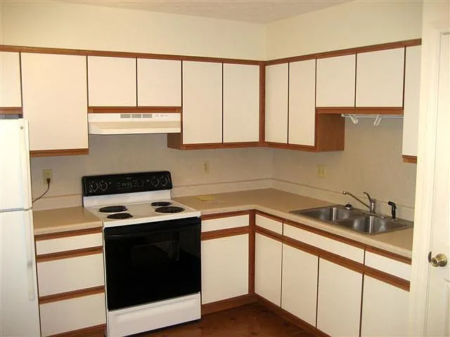 1820 Lower Ridgewood Blvd — Photo 8