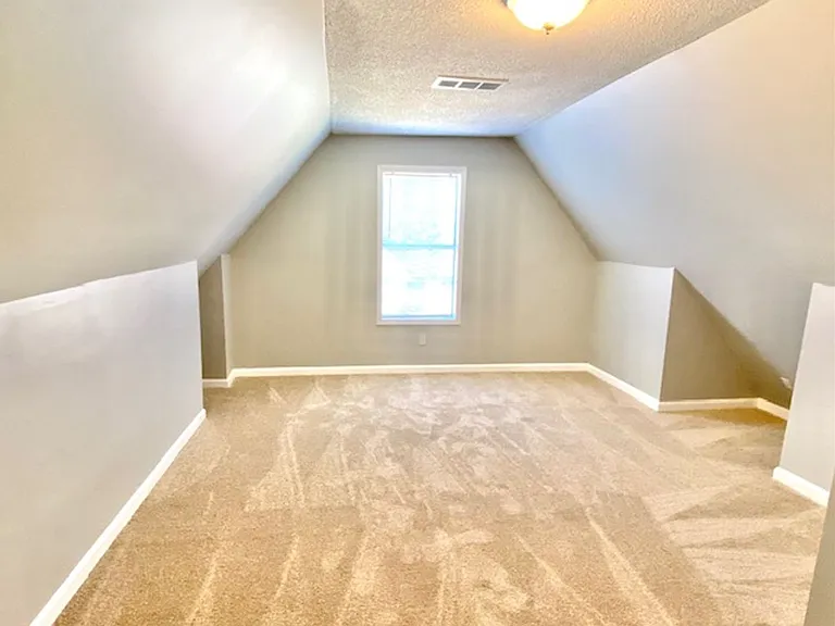9035 Weeping Cherry Ln — Photo 11