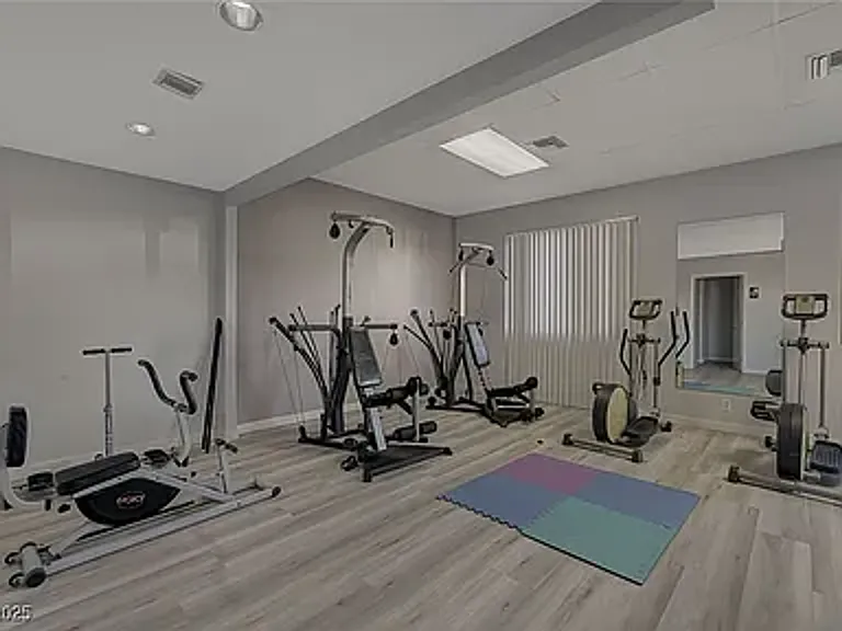 3930 University Center Dr #806 — Photo 42