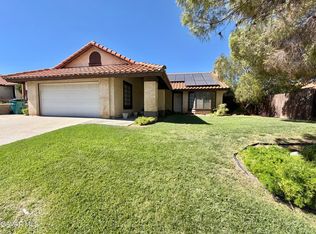 551 Sunrise Ter, Palmdale, CA 93551