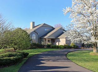 109 Rolling Ridge Dr, Berea, KY 40403