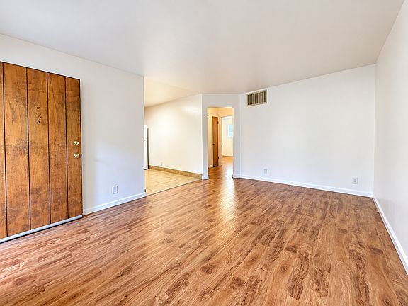 2nd image of 43120 Starr St #2