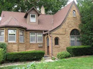 2614 30th St, Des Moines, IA 50310