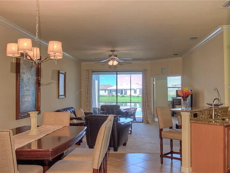 6627 Candlestick Dr — Photo 3