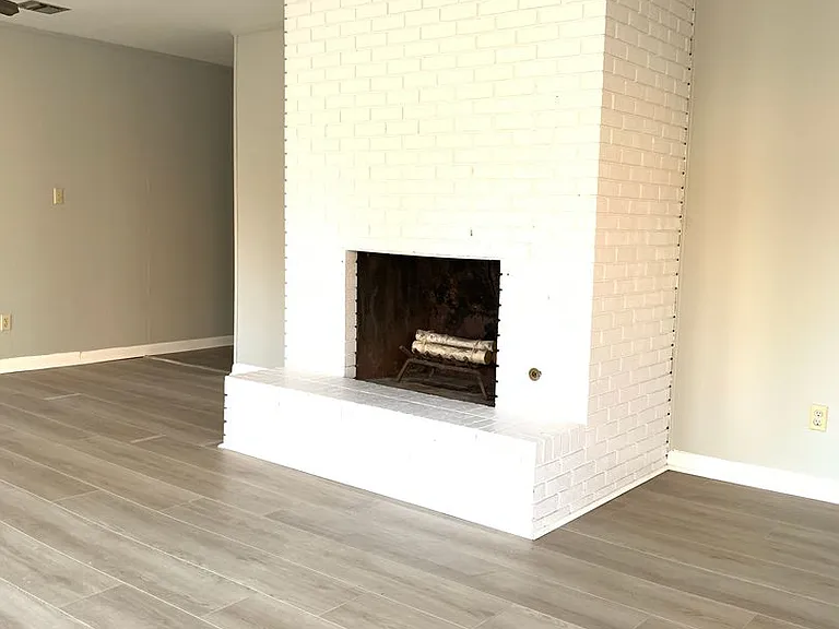 643 West Matthews — Photo 9
