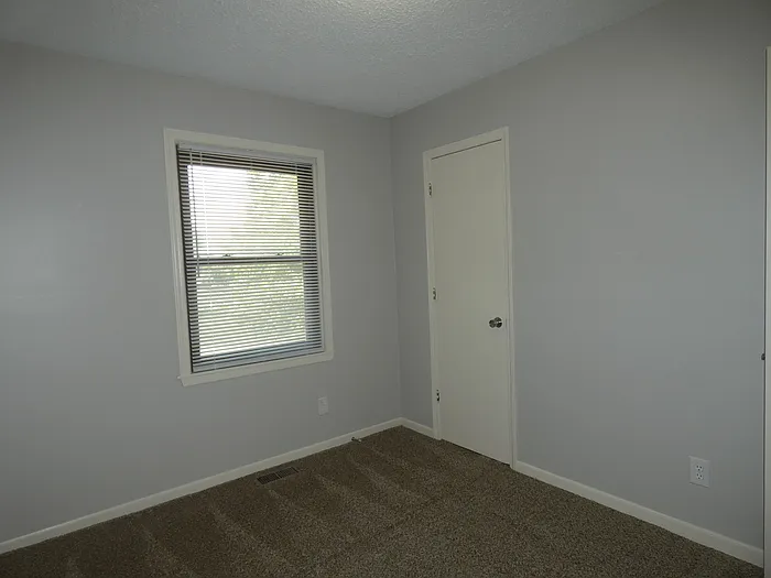 8502 Orchard St — Photo 18